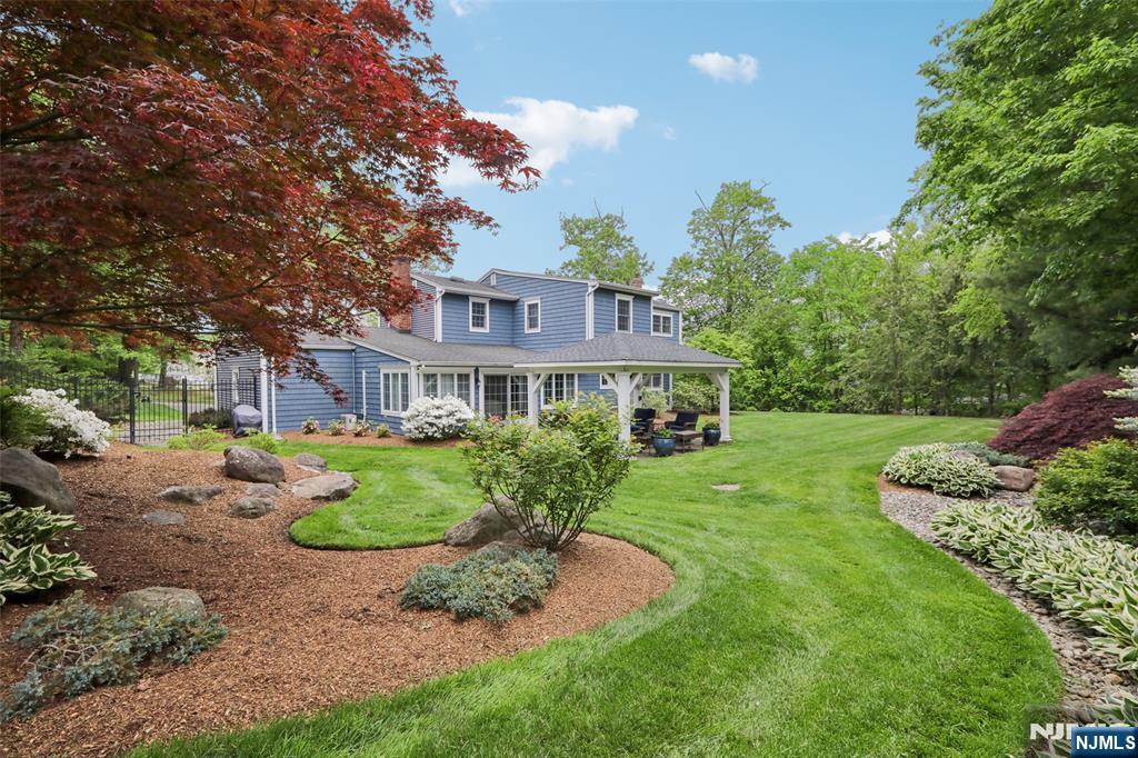 99 Algonquin Trail