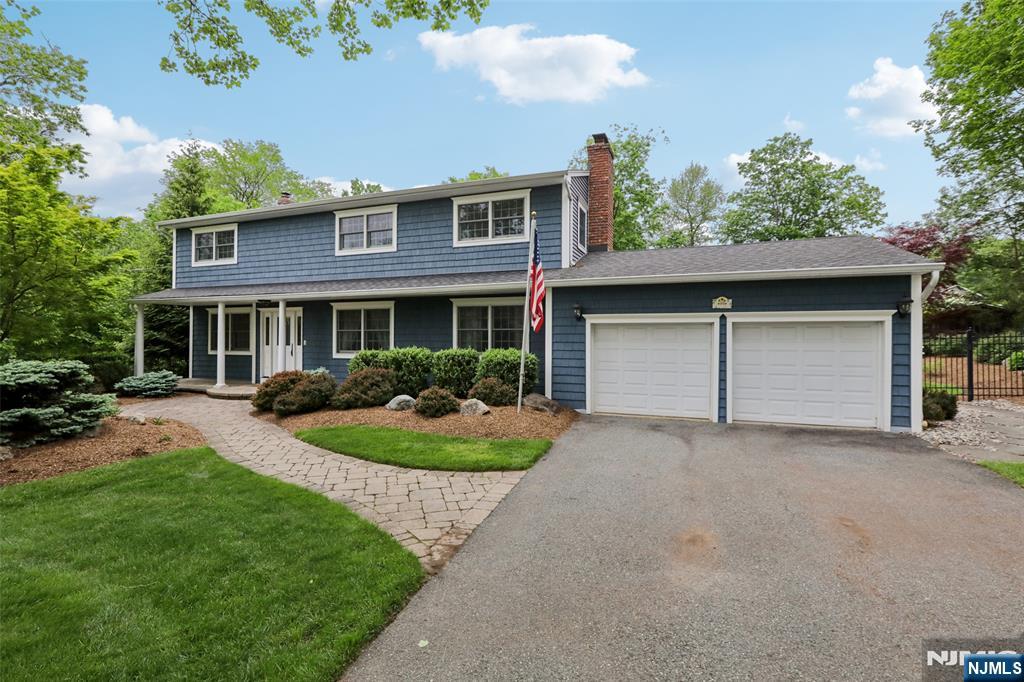 99 Algonquin Trail