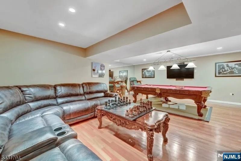 587 Glasmere