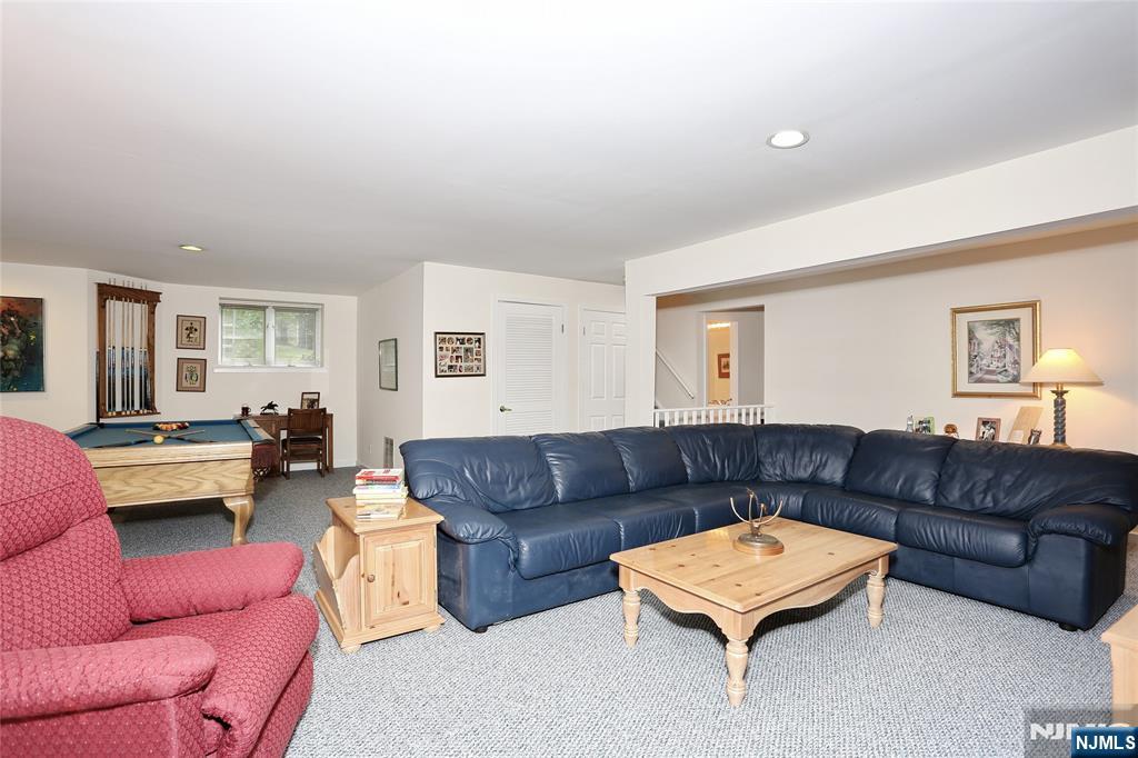 11 Sutton Way