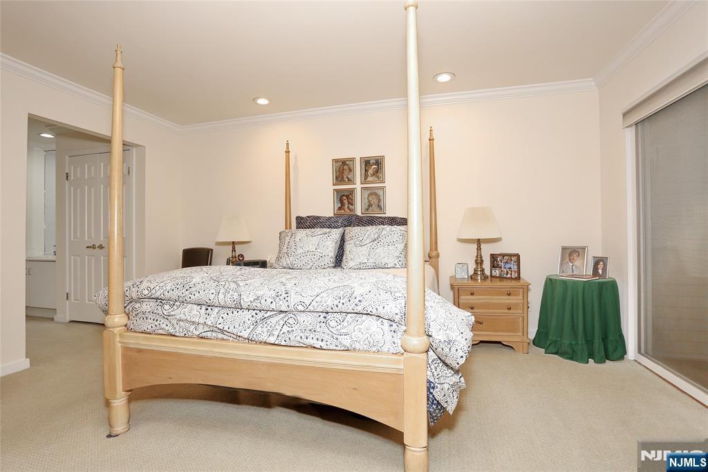 11 Sutton Way