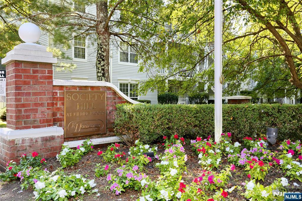 398 Poets Way 398