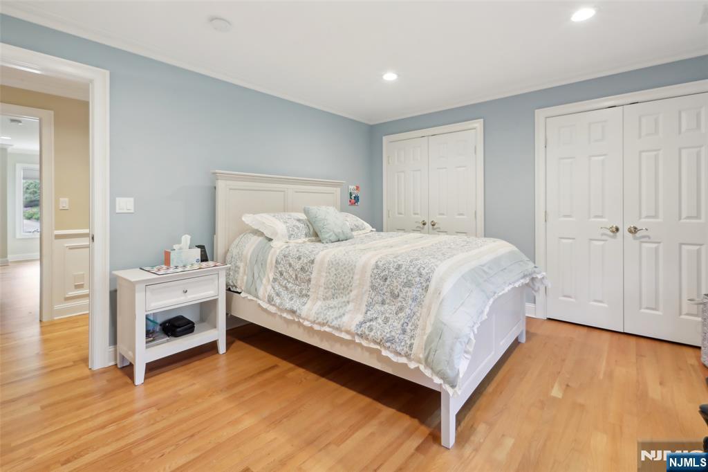 37 Great Hall Road