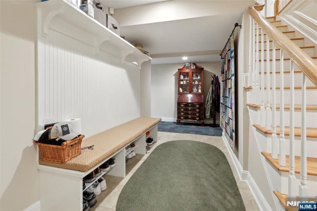 37 Great Hall Road