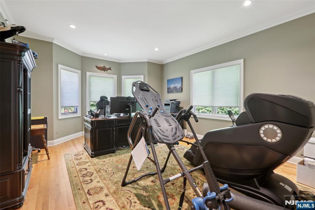 37 Great Hall Road