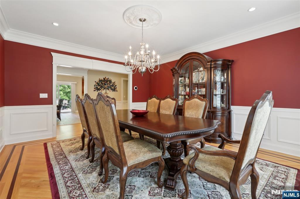 37 Great Hall Road