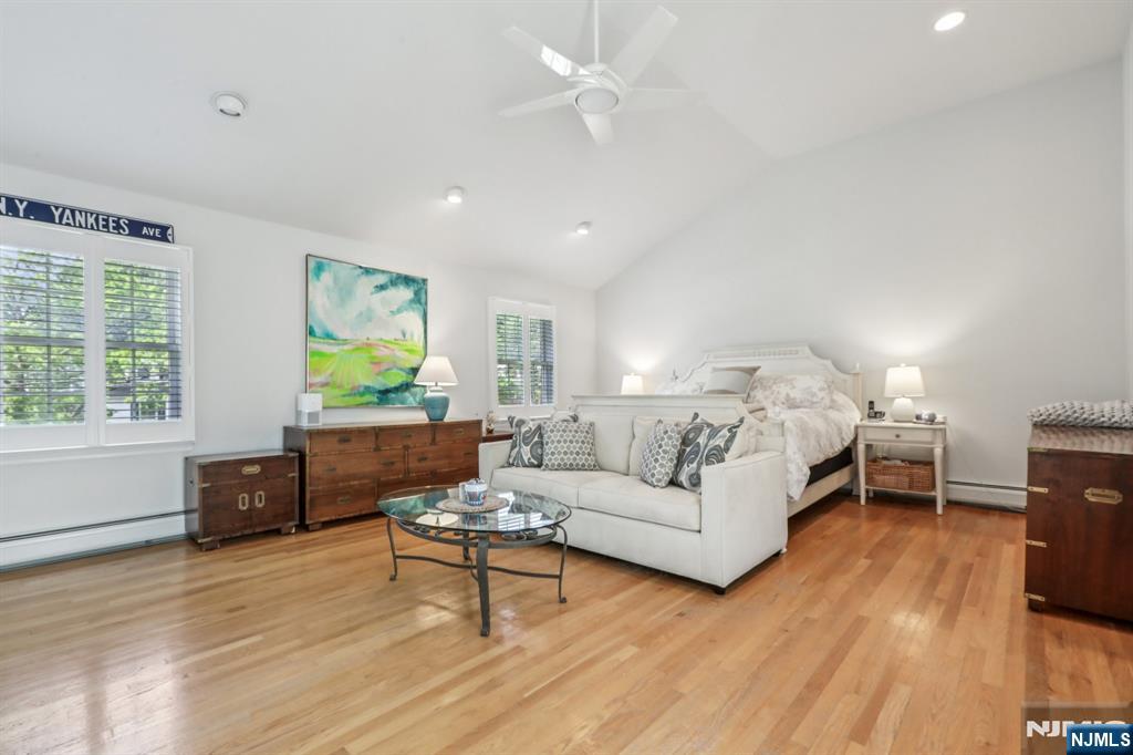 122 Greenway Road