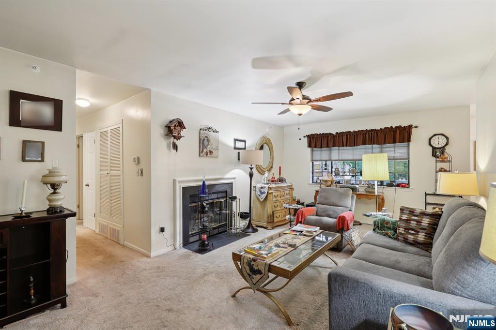 1907 Faulkner Court