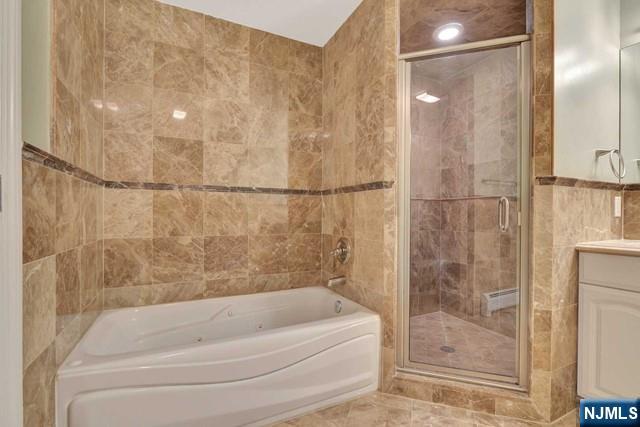 42 Skymark Court