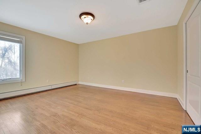 42 Skymark Court