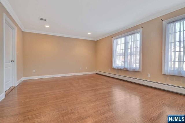 42 Skymark Court