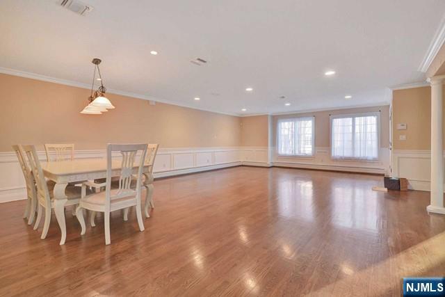 42 Skymark Court