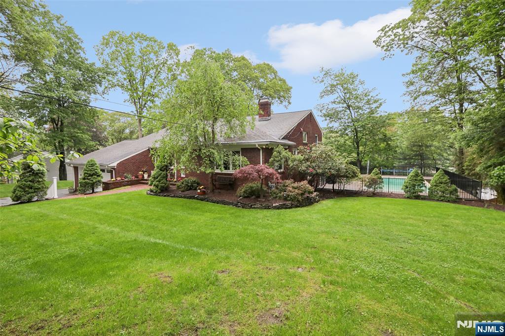 39 Chuckanutt Drive
