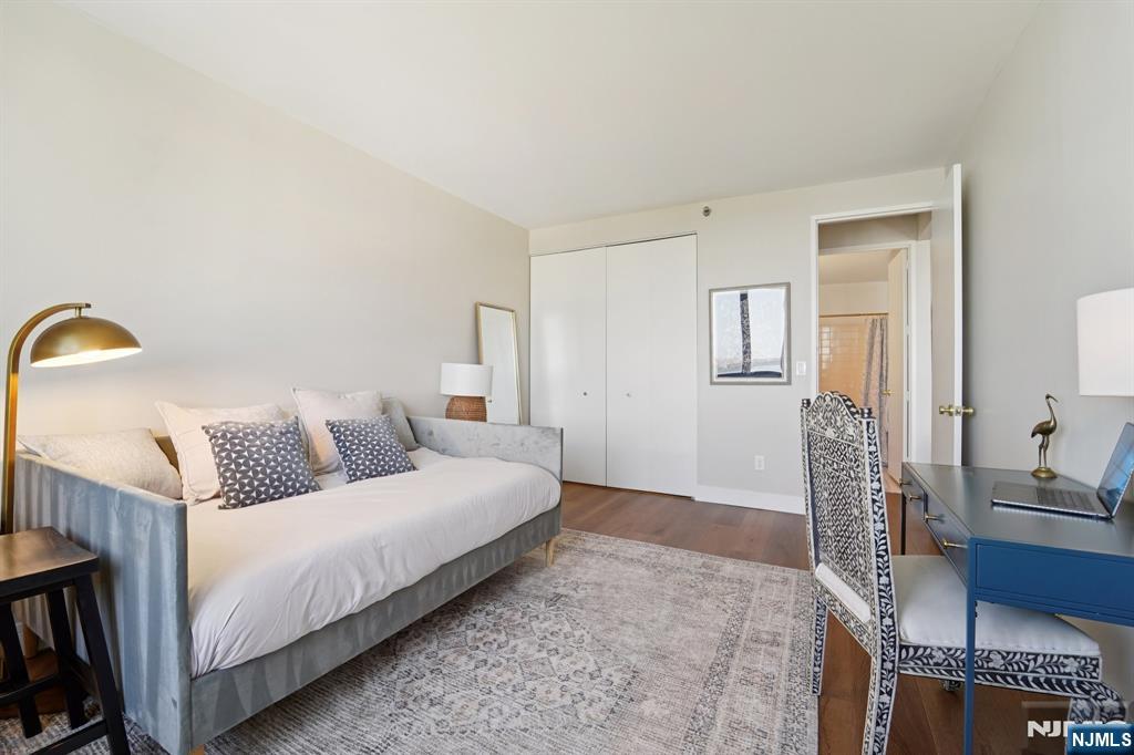 100 Carlyle Drive 9L-N