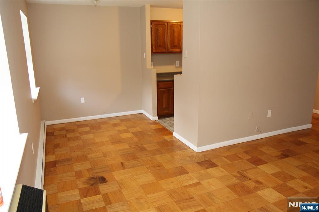 461 New Milford Avenue 10