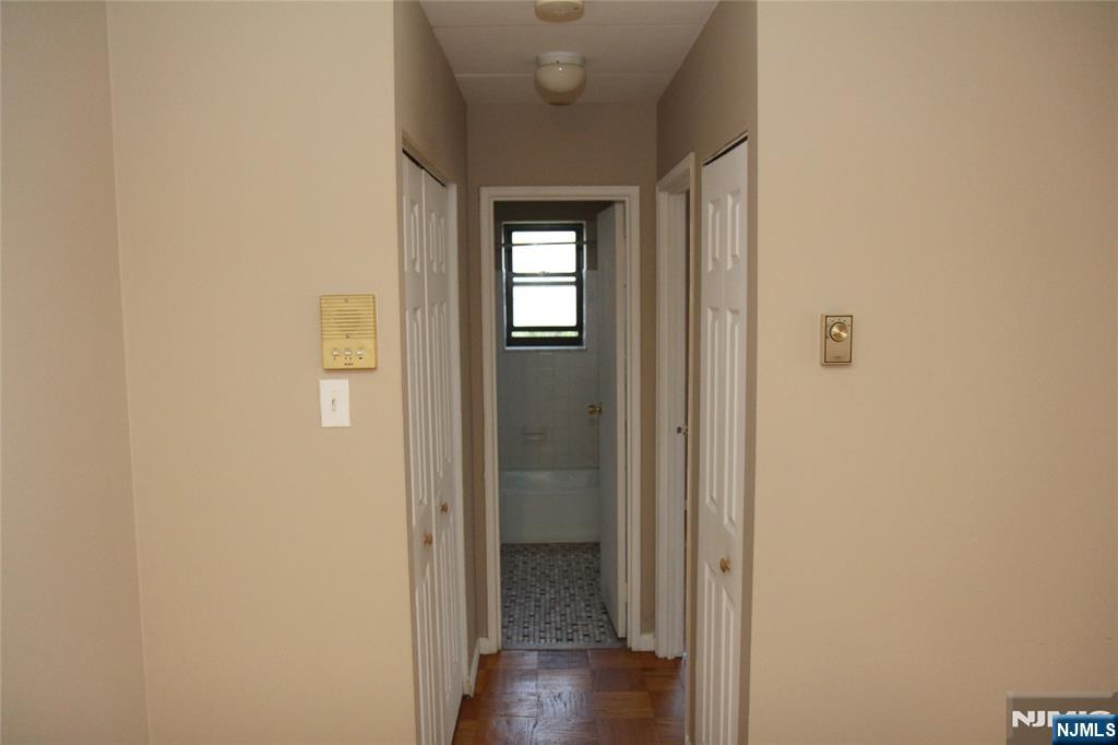 461 New Milford Avenue 10