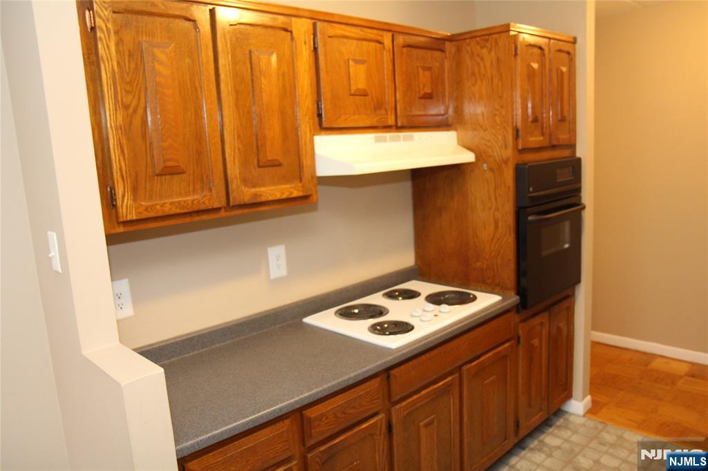 461 New Milford Avenue 10