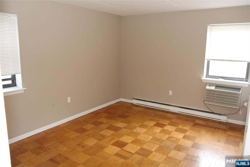 461 New Milford Avenue 10