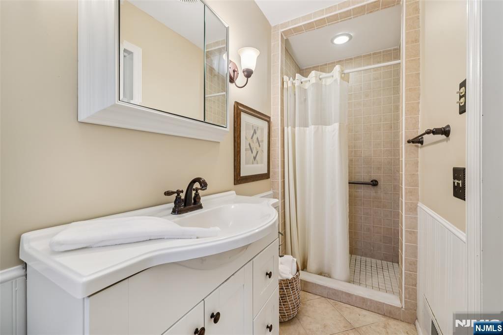 398 S Central Avenue