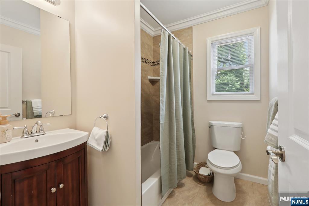 270 Hirschfeld Place