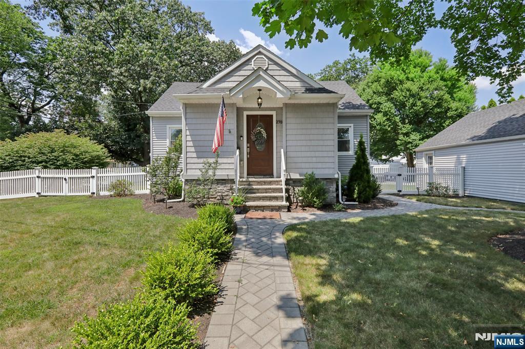 270 Hirschfeld Place