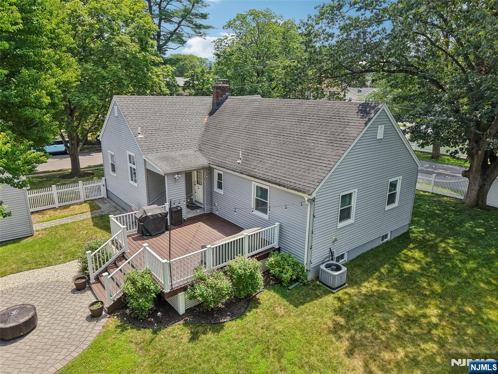 270 Hirschfeld Place