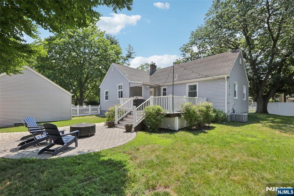 270 Hirschfeld Place