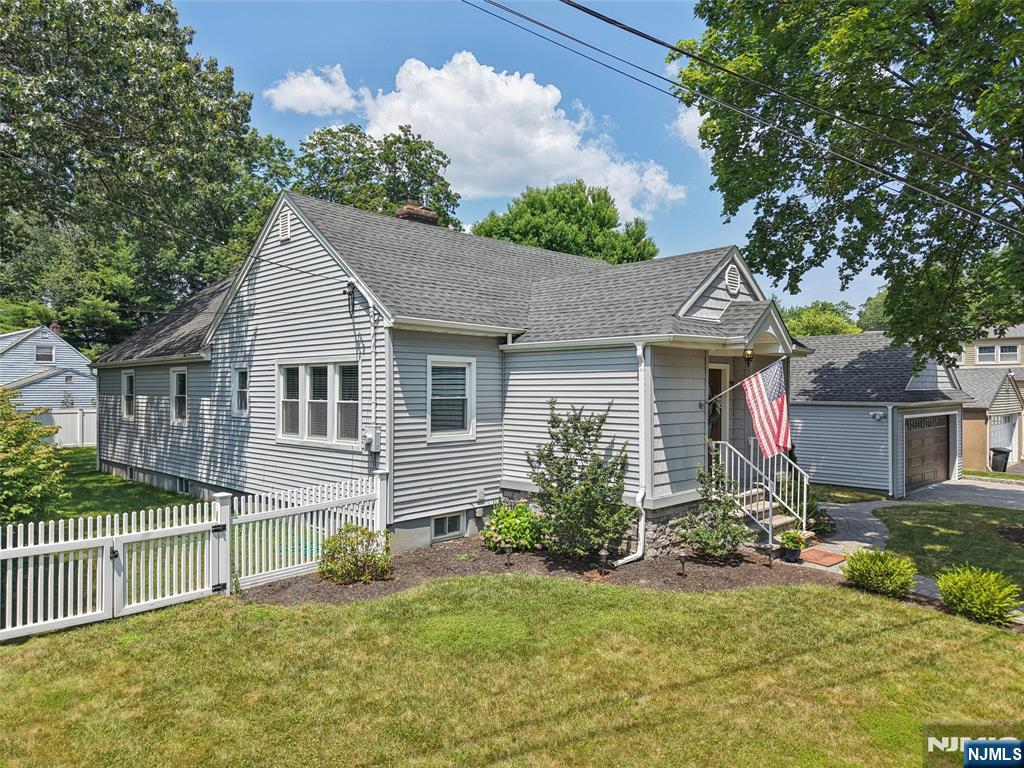 270 Hirschfeld Place