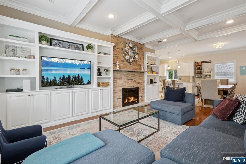 270 Hirschfeld Place