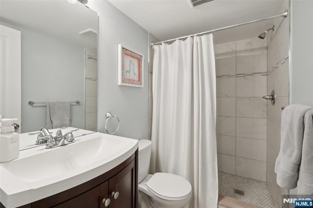 270 Hirschfeld Place