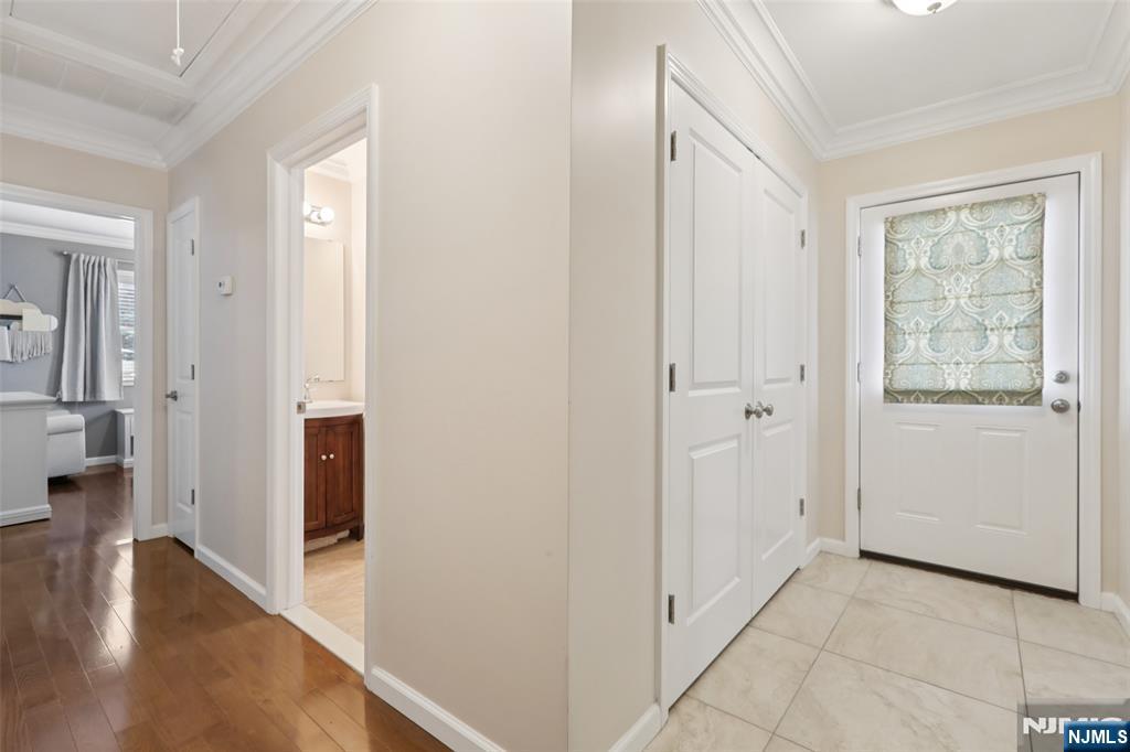 270 Hirschfeld Place