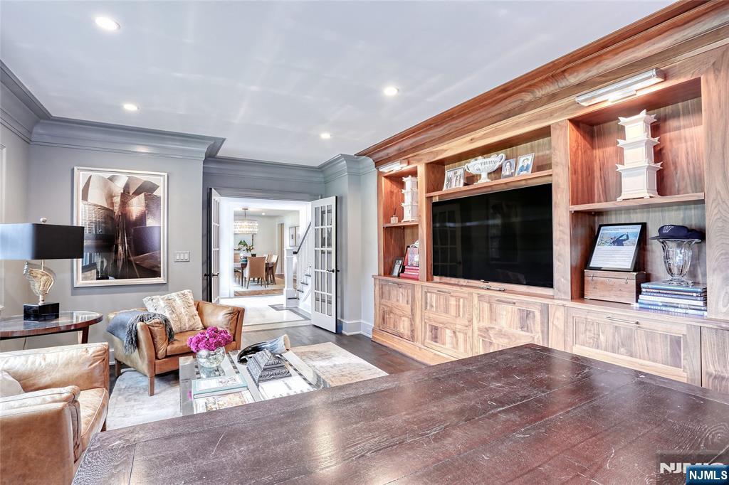 24 Holly Drive