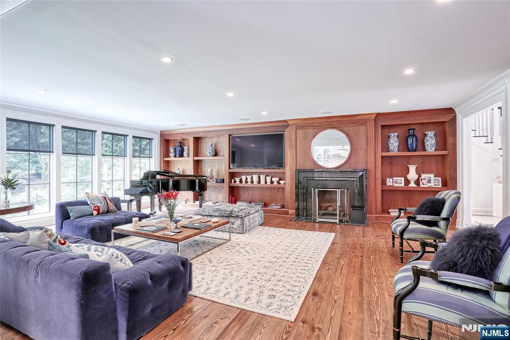 24 Holly Drive