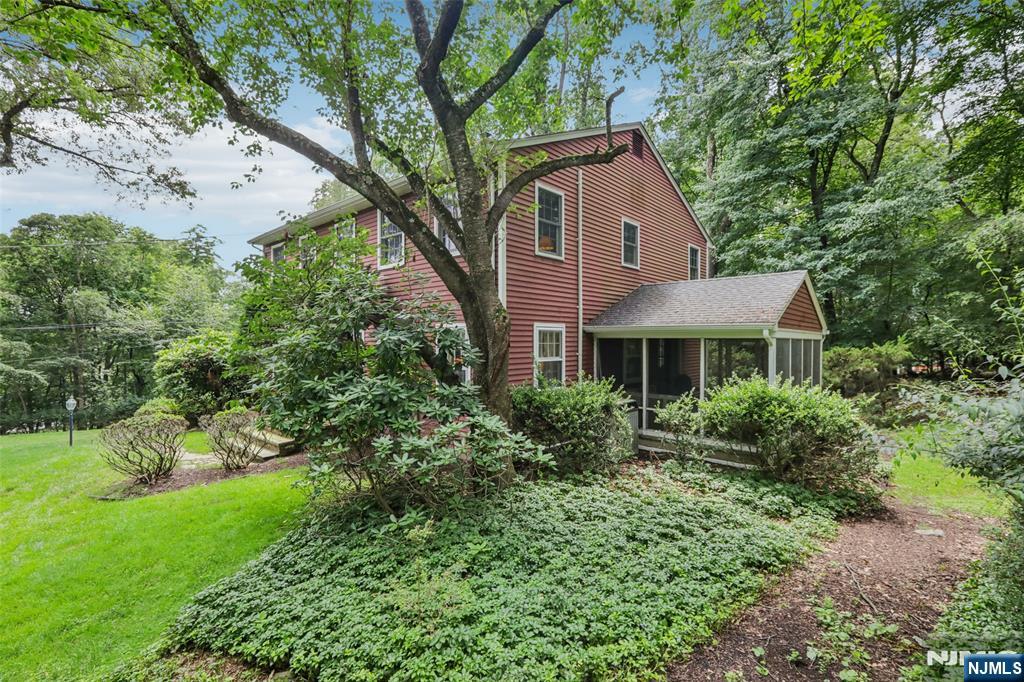 150 Deerfield Terrace