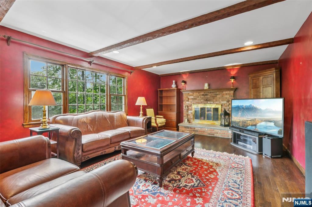 150 Deerfield Terrace