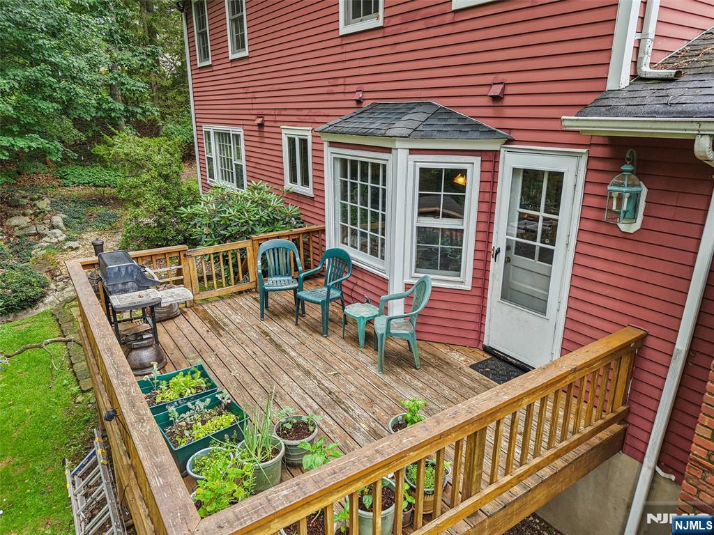 150 Deerfield Terrace