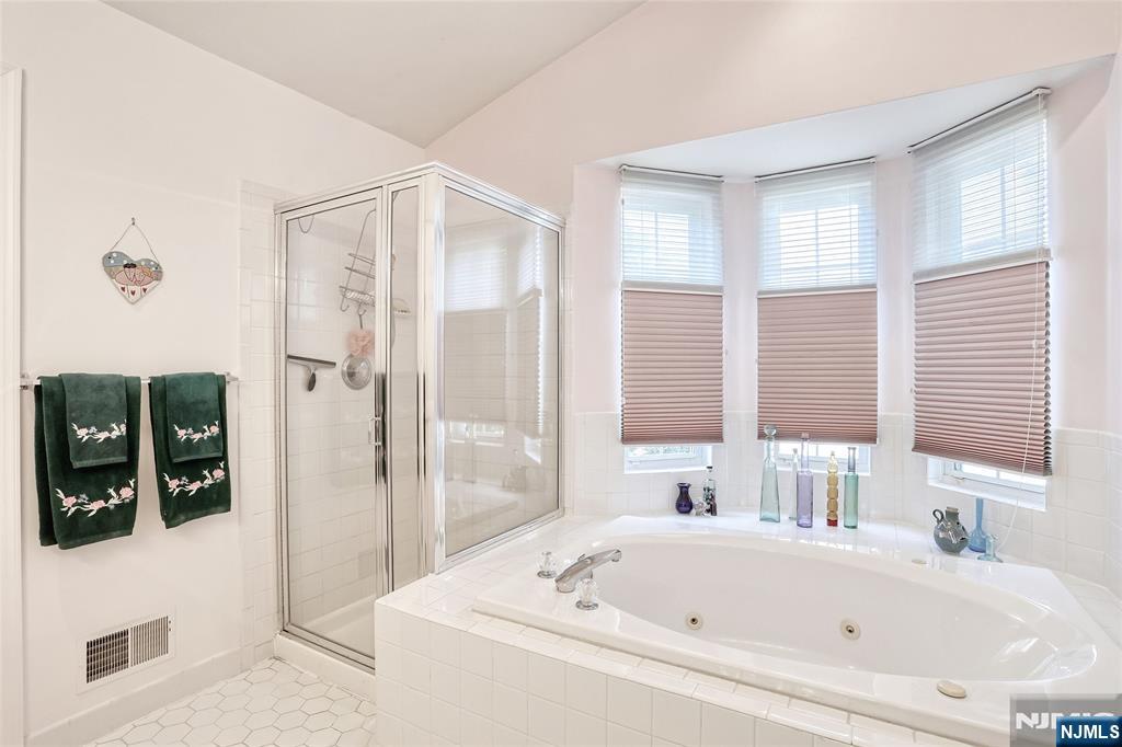 507 Green Mountain Road 507