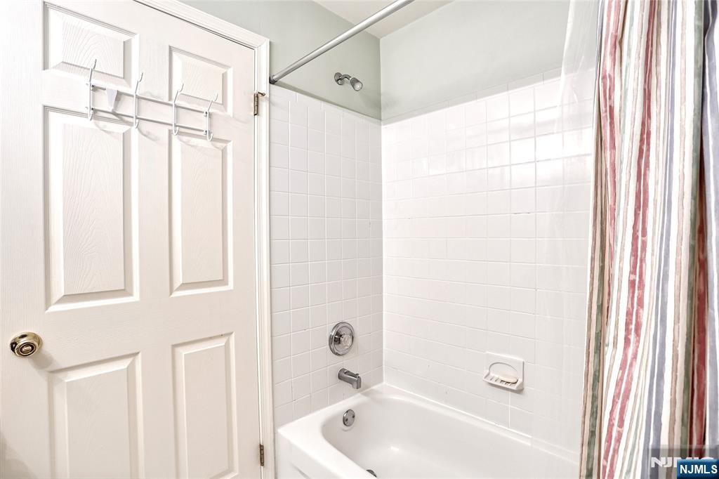 507 Green Mountain Road 507