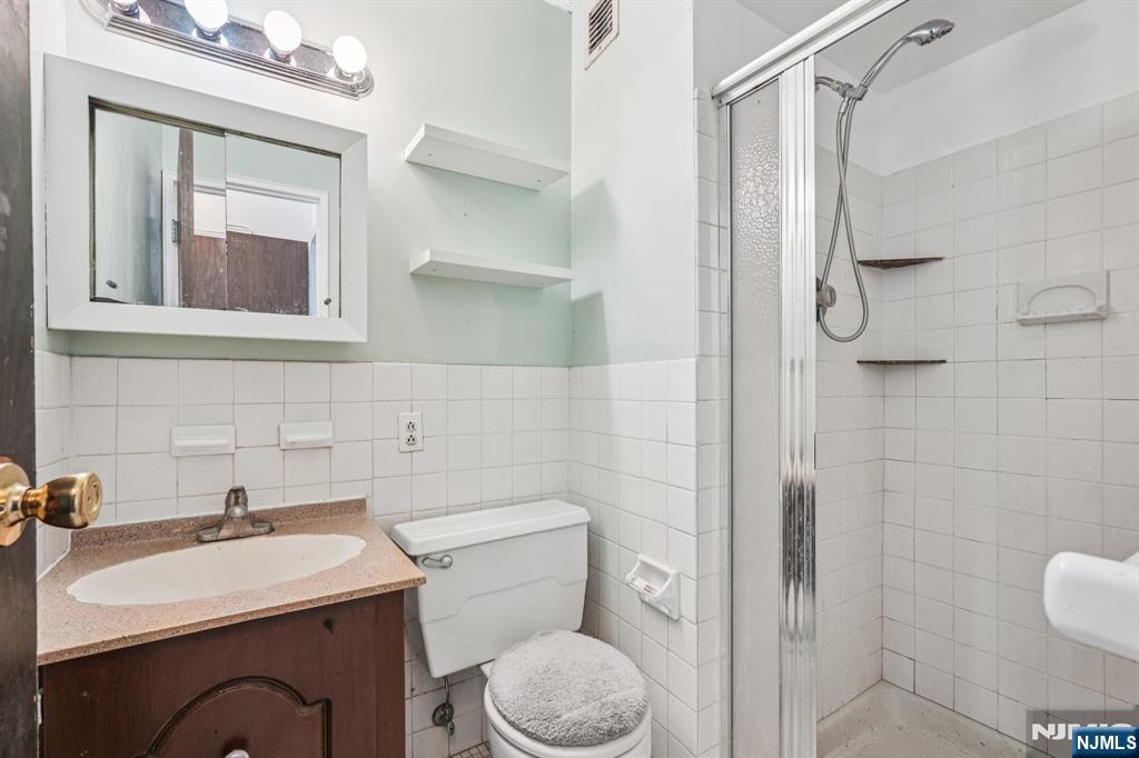 307 Prospect Avenue 16A