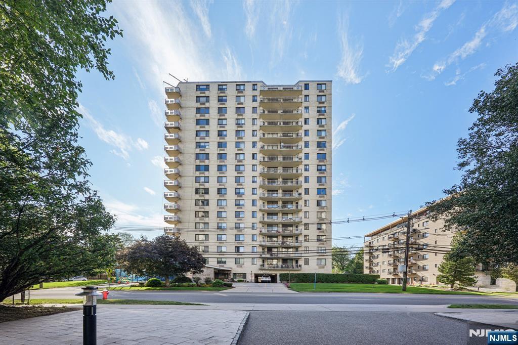 307 Prospect Avenue 16A