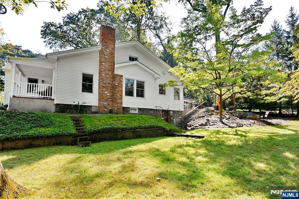 100 Highland