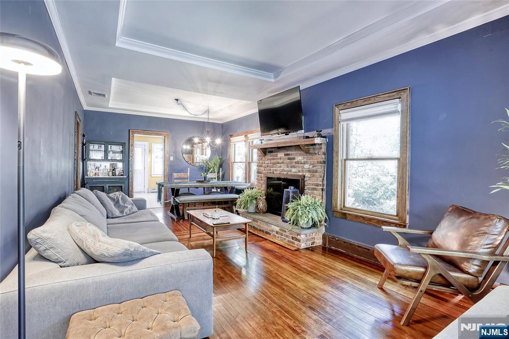 100 Highland