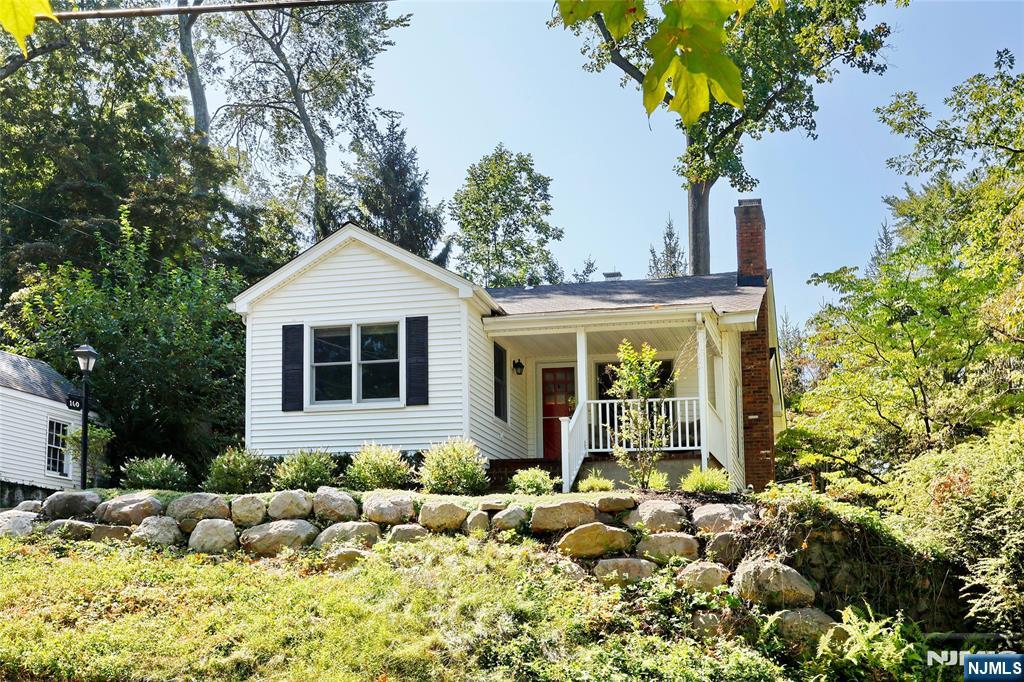 100 Highland