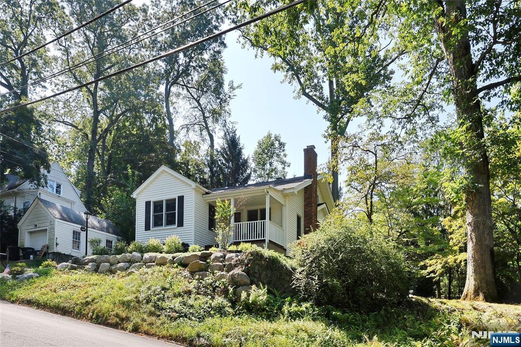 100 Highland