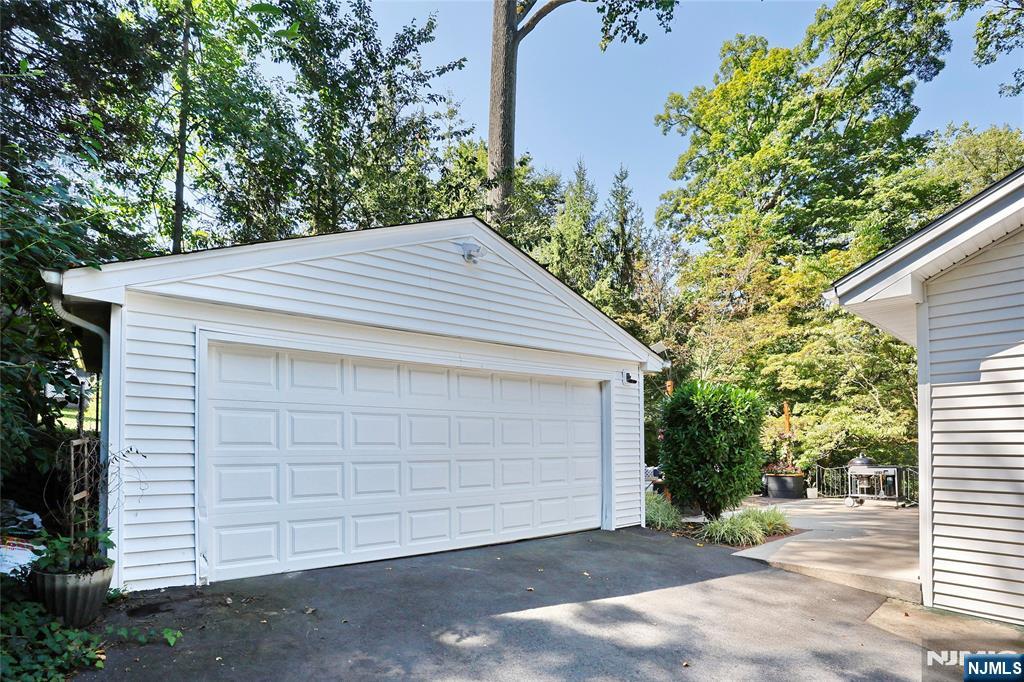100 Highland