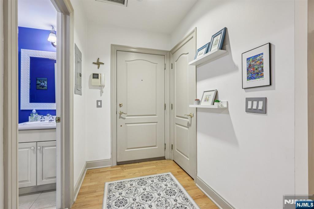 5104 Rio Vista