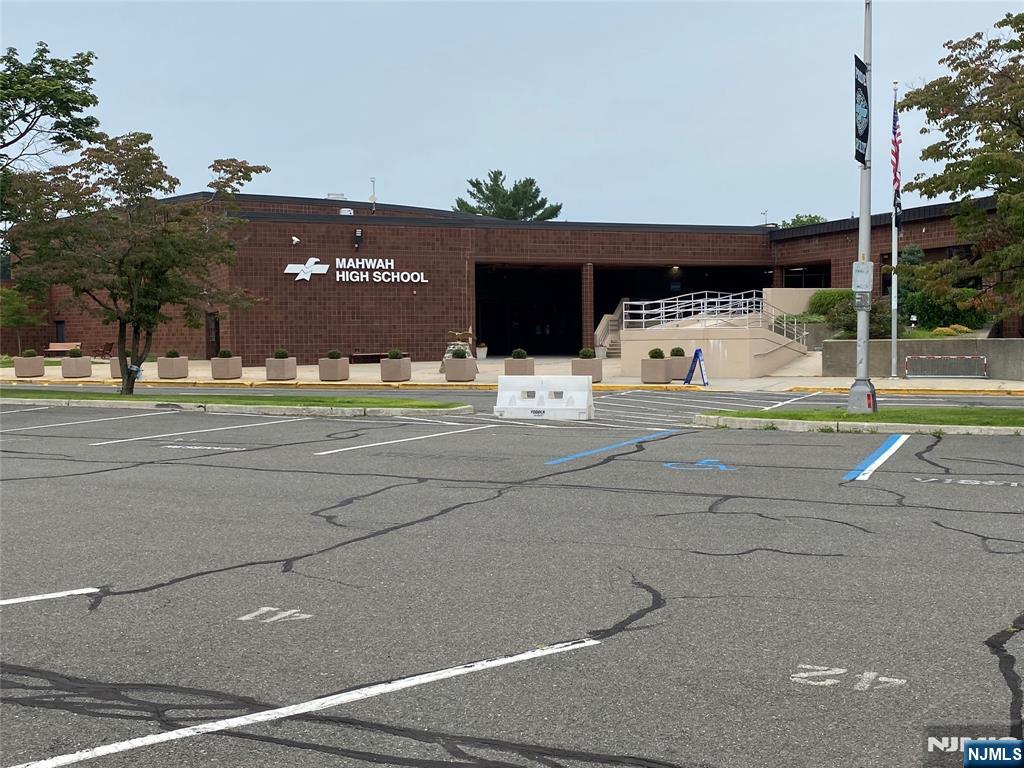 413 Green Mountain Road