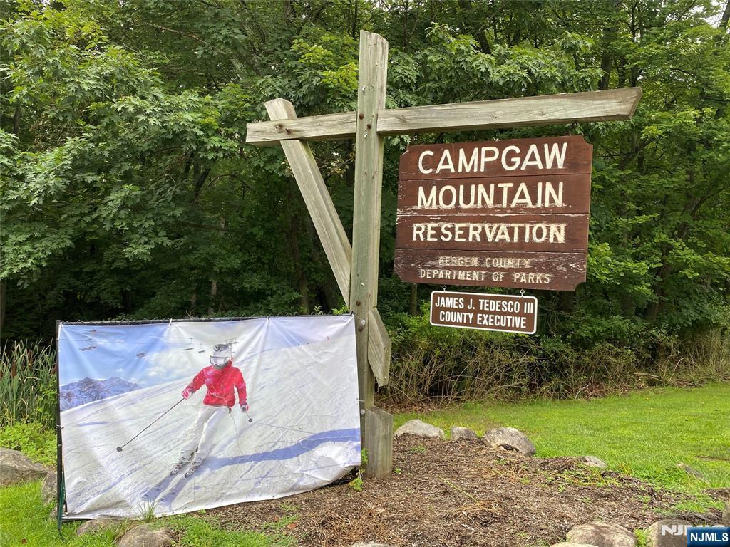 413 Green Mountain Road