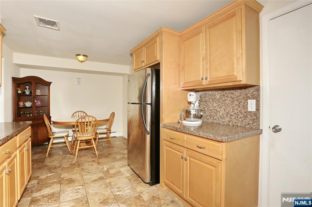 4 N Spruce Street 15