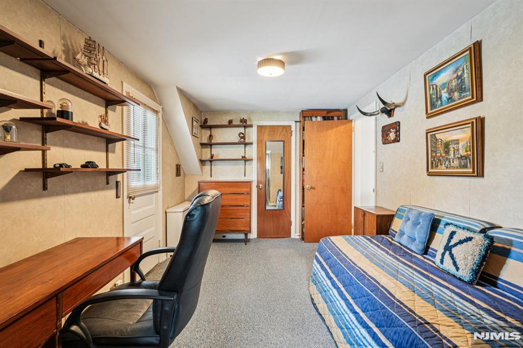 23-17 Berkshire Road